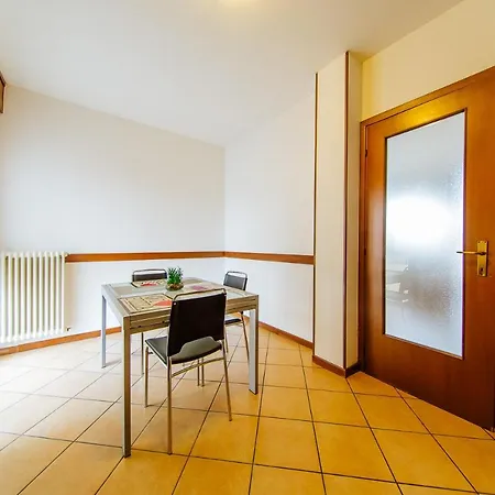 Romy Charmy Flat Apartman *